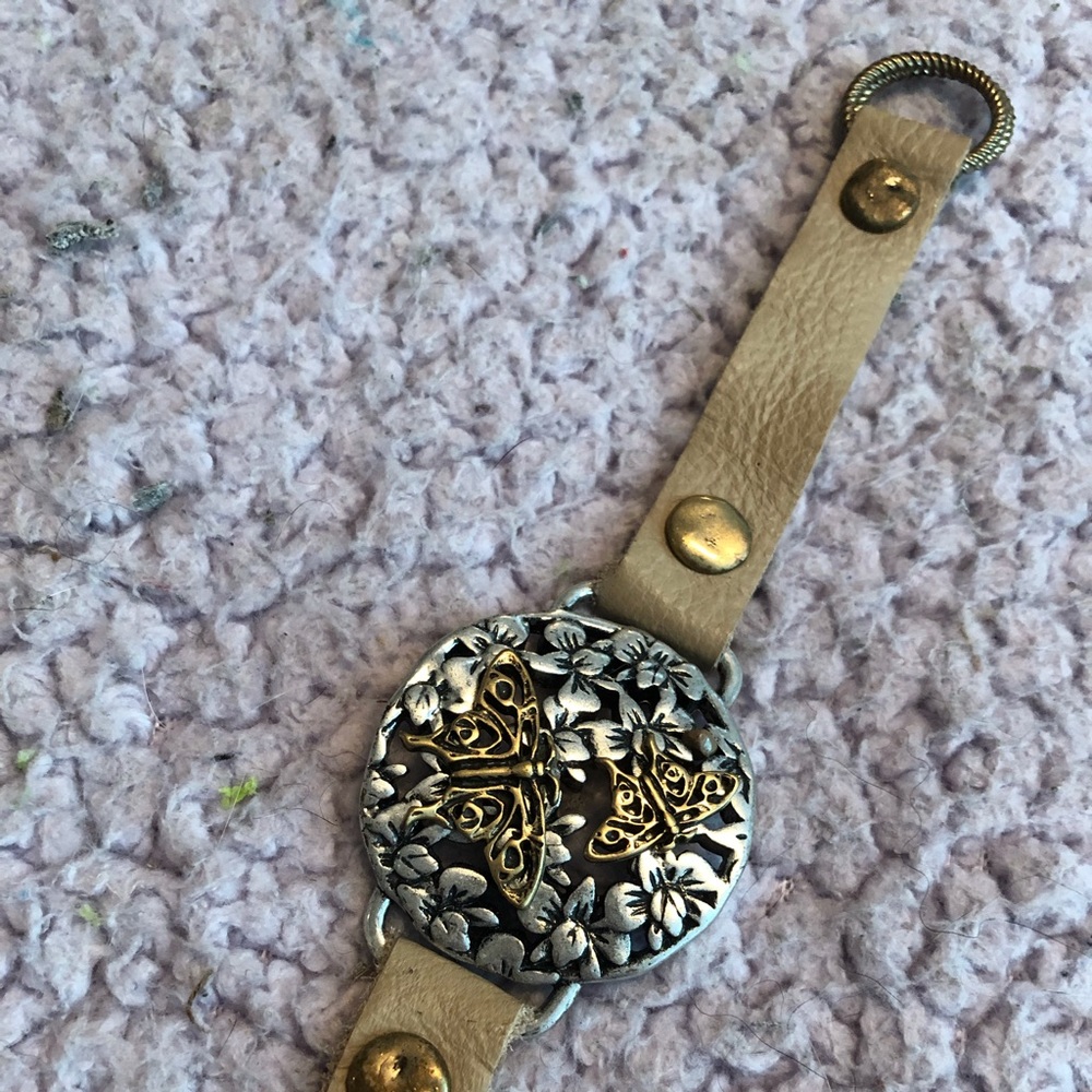 Leather strap bracelet